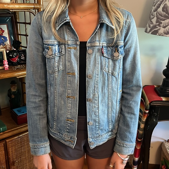 Levi's Jackets & Blazers - Levi Strauss Denim Jacket